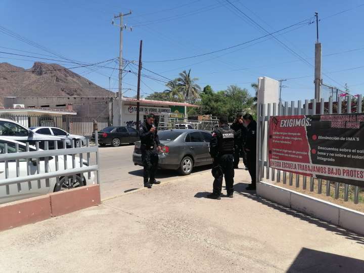Denuncian a empresario por allanar escuela