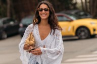 Este otoño podrás lanzarte al boho minimal con estas prendas de Mango, del vestido más ideal del otoño a la falda que querrás llevar 24 horas