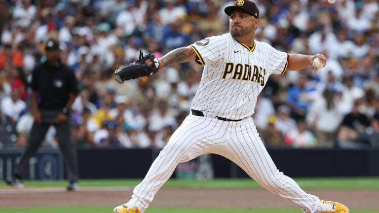 Padres le pasan por encima a Dodgers y se adueñan del Oeste