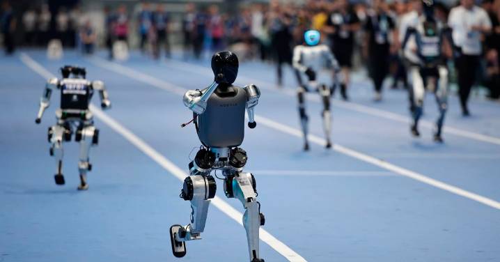 Pekín inaugura los primeros Juegos Mundiales de Robots Humanoides, con equipos de 16 países