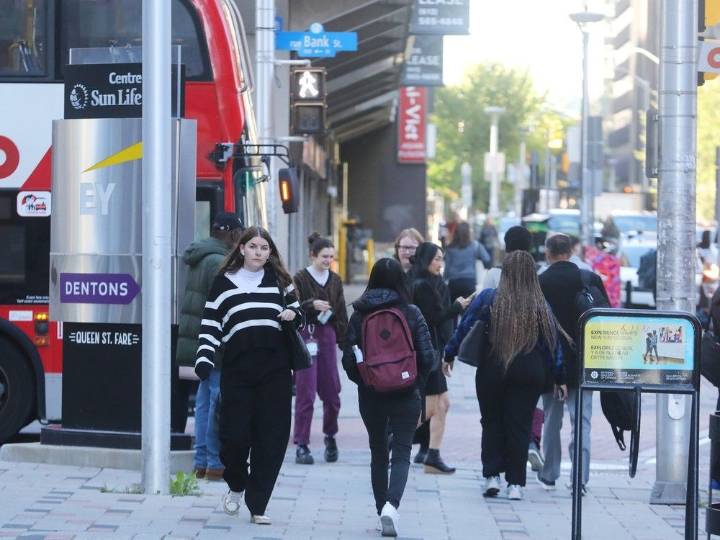 Cut public service by 64,000 jobs to help balance budget, says think tank