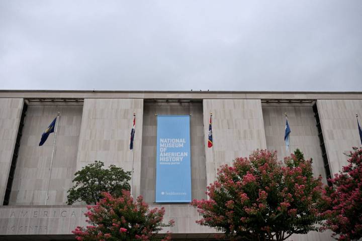 Trump amplifies attacks on 'out of control' Smithsonian museums for including negative parts of American history