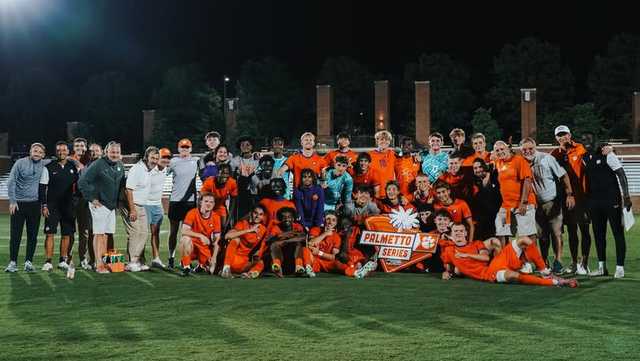 No. 6 Clemson men's soccer downs South Carolina 4
