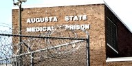 2 former Augusta prison guards charged in inmate’s death
