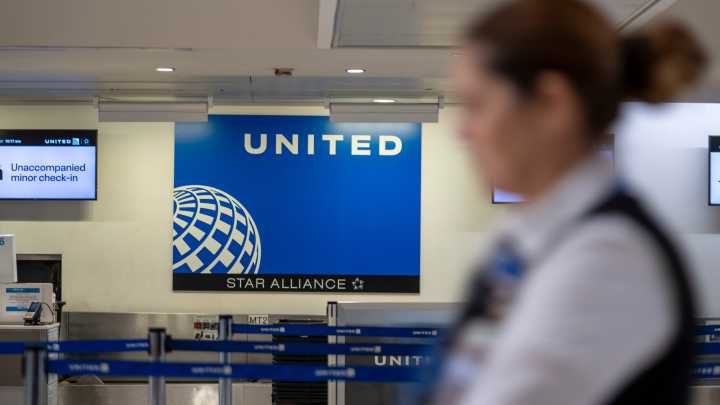 United flights delayed, canceled at Logan Airport after system outage