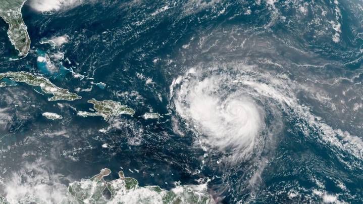 Huracán Erin se convierte en el primer ciclón mayor de la temporada atlántica 2025