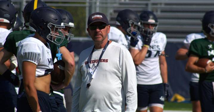 Mines' Bob Stitt believes everything is in place for success