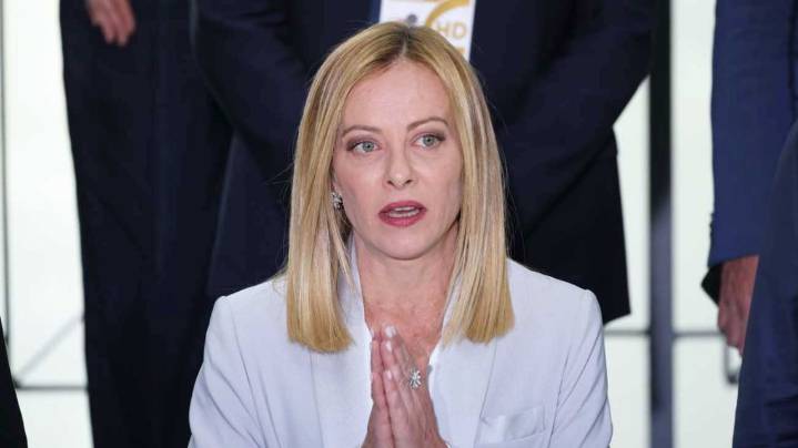 Meloni ante el escándalo por la difusión de fotos robadas a mujeres: “Estoy asqueada”