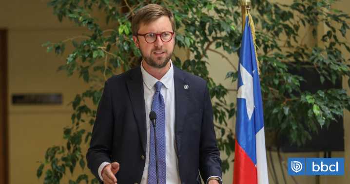 Sánchez presenta proyecto para que un fiscal militar intervenga en arrestos bajo sospecha de espionaje