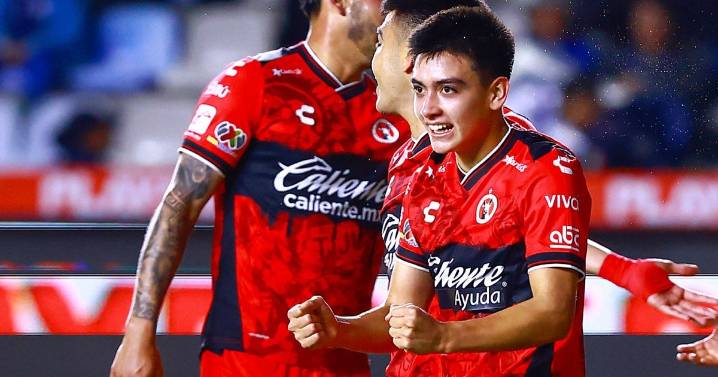 VIDEO: Gilberto Mora anota golazo de cabeza
