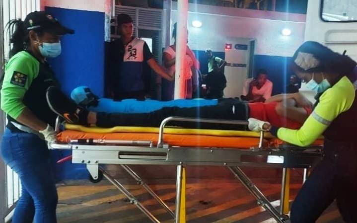 Dos heridos en accidente de tránsito