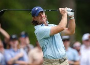 Tommy Fleetwood wins first PGA Tour title to secure FedEx Cup with victory in Tour Championship
