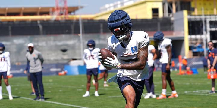 Saints acquire second-year wide receiver Devaughn Vele from Broncos for a pair of draft picks