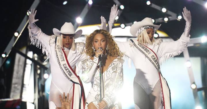 Beyoncé is now halfway to EGOT with her first Emmy win