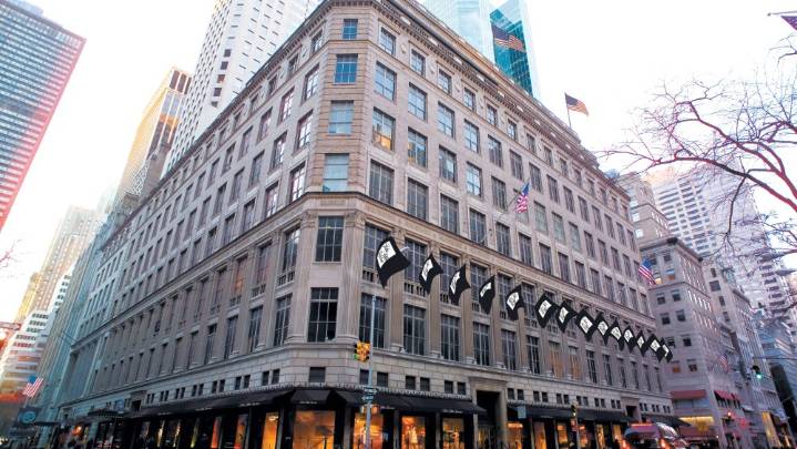 Saks Global Cuts 90 Jobs