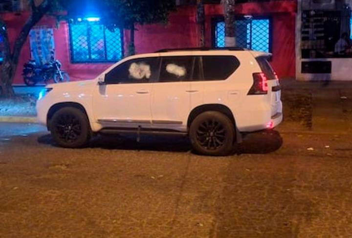 Atentado sicarial en Cali deja un muerto y ocho heridos en El Vallado