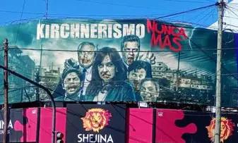 LLA publicó carteles que muestran a Cristina Kirchner y referentes del kirchnerismo como zombies
