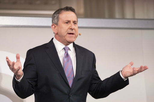 El director de operaciones de Target dirigirá la firma tras la marcha de su jefe Brian Cornell