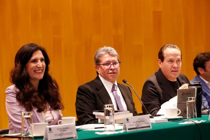 Perfilan a la panista Kenia López para presidir Mesa Directiva de Diputados