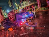 AUTOMOVILISTA CIRCULABA A EXCESO DE VELOCIDAD Y TERMINÓ CAYENDO DE UN PUENTE VEHICULAR EN TOLLOCAN, TOLUCA
