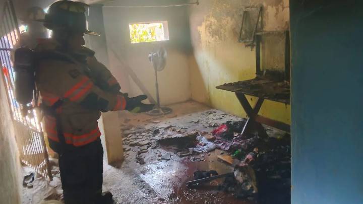 Incendio en casa de Ciudad Madero moviliza a bomberos y cuerpos de emergencia