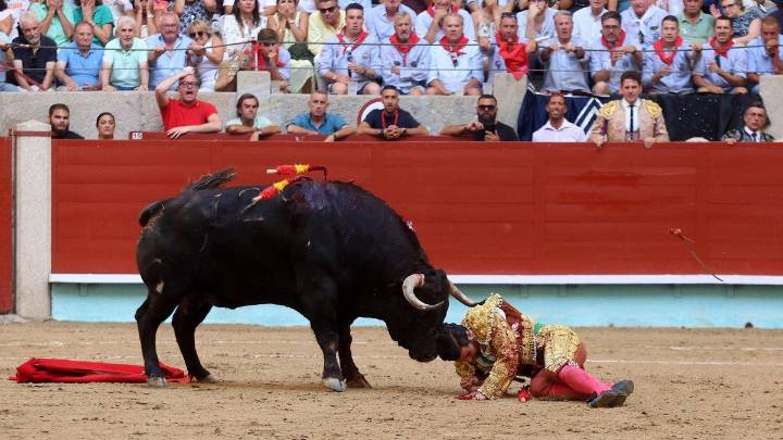 Morante de la Puebla, dado de alta hospitalaria tras unas horas de observación después de su cornada en Pontevedra