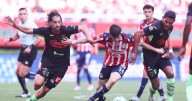 Chivas sigue a la baja y pierde en casa ante Bravos, que logra su primer triunfo en el Apertura 2025