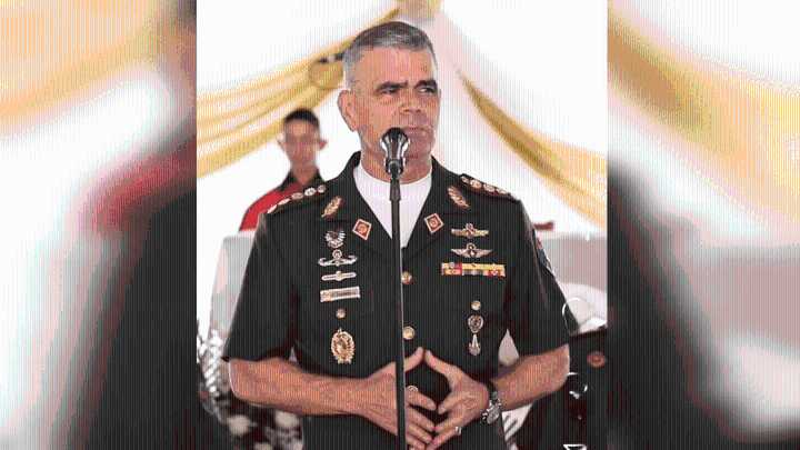 Ministro de la Defensa Vladimir Padrino López a EEUU: «¡No se equivoquen! Una agresión a Venezuela sería un ataque contra toda la región»