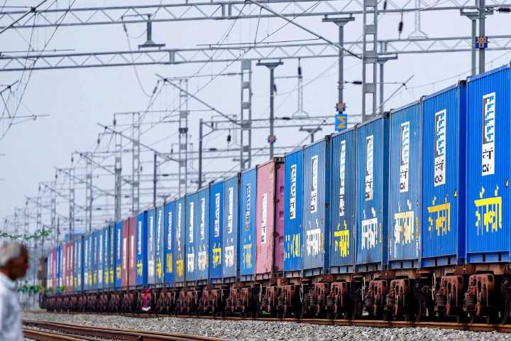 Aranceles de EU a India se duplican a 50% por las compras de petróleo ruso