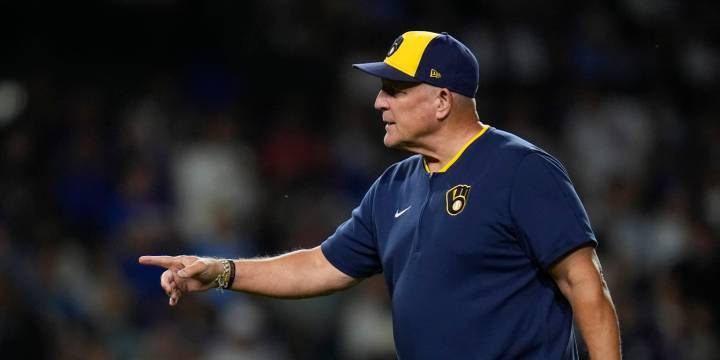 Brewers maintain underdog mentality despite owning MLB's best record