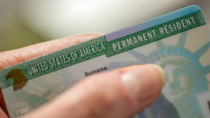 DHS green card change raises deportation risk for citizen spouses
