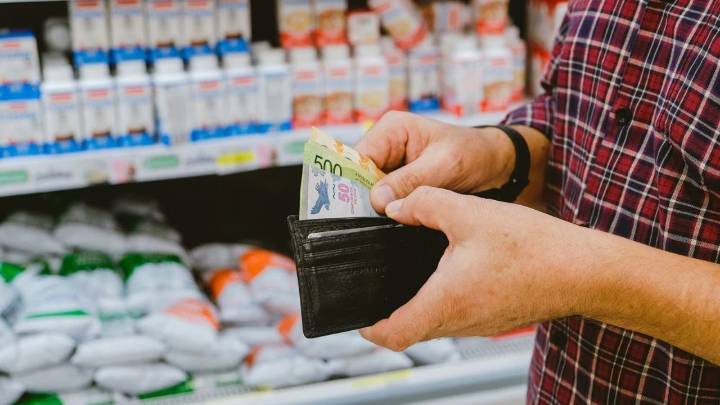El INDEC revelará hoy la inflación de julio: a qué hora y en cuánto podría rondar, según las consultoras