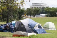 Washington homeless encampments clear out in anticipation of Trump crackdown