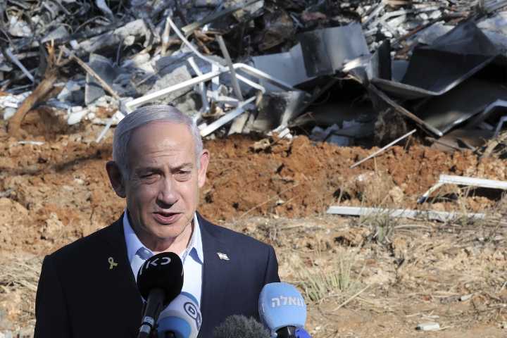 Trump envoy arrives in Israel amid rising Gaza death toll of Palestinians seeking aid