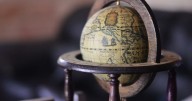 “Can You Spot The Truth From The Myth?” Score 30/35 On This Ultimate History Challenge