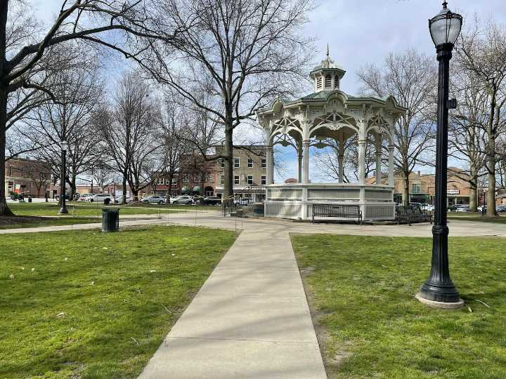 Church aims to bring blessings to Medina with ‘Alive on the Square’