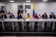 Mandatarios locales piden respaldo de la Defensoría del Pueblo ante crisis de seguridad en el país