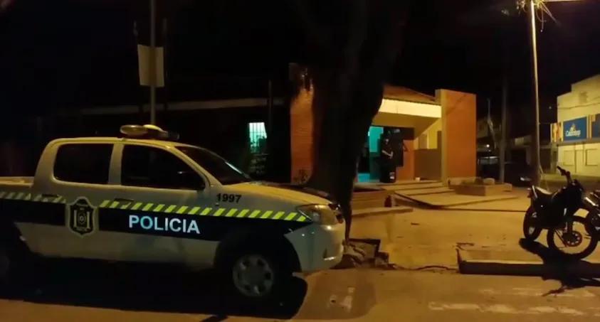 Una mujer policía muerta y su compañero se pegó un tiro