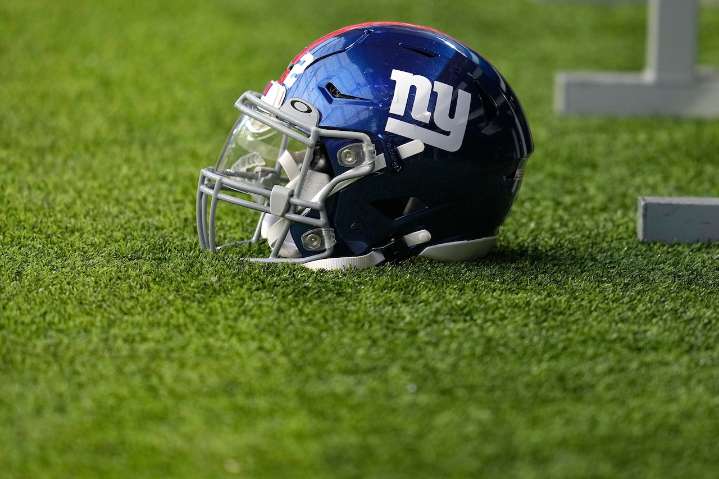 Son of ex-Giants QB named starter at new school