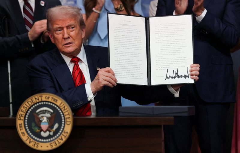 Explainer-Does Trump have the power to ban mail-in ballots in U.S. elections?