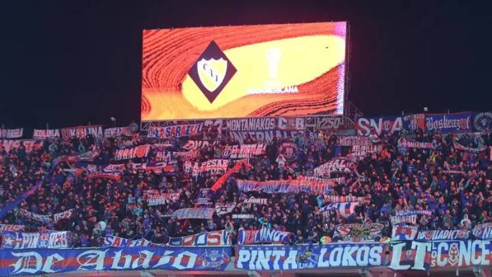El Independiente vs. U de Chile fue suspendido en Avellaneda por hechos violentos en estadio [VIDEO]