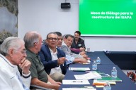 Participan especialistas en las mesas de diálogo para definir la reestructura del SIAPA
