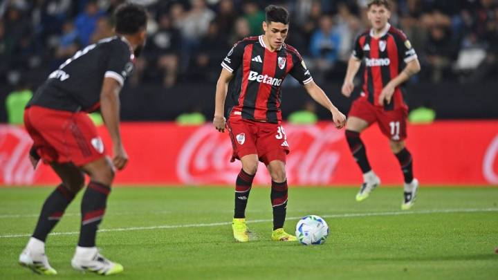 Cuándo juega River la revancha contra Libertad