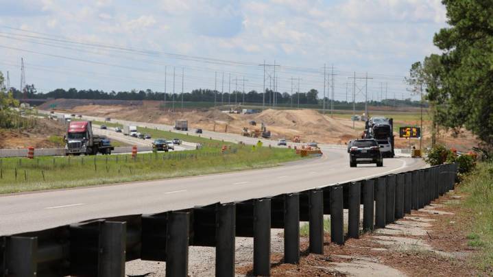 $825M project begins to untangle I