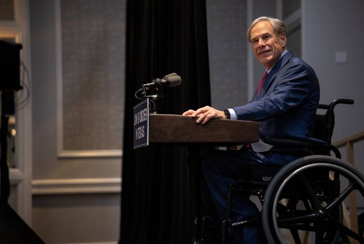 Texas lawmakers to consider restoring limits on late voter registration changes