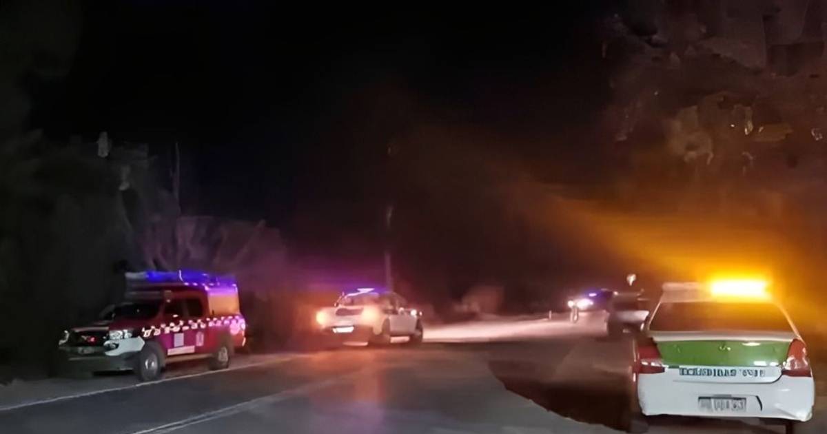 Fatal accidente en Perico: un motociclista murió al chocar contra un auto