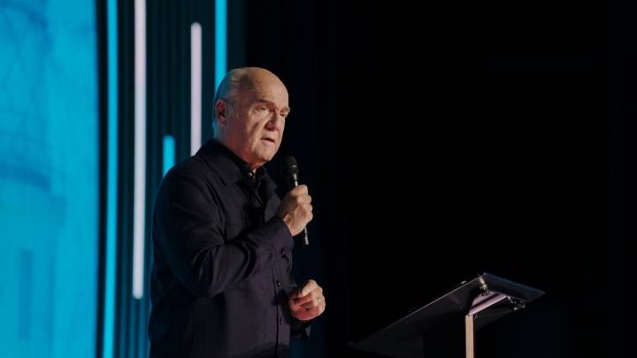 Greg Laurie urges Christians to pray for revival for Gen Z