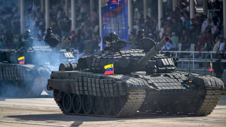 Maduro moviliza tanques de guerra en Carabobo y desata la burla en redes