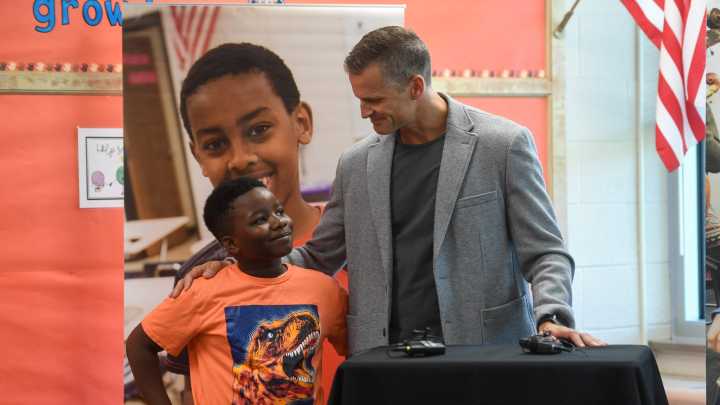 Partnership aims to pair hundreds of Sioux Falls students with mentors