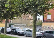 Los vecinos de La Tenderina llenan el barrio de pintadas